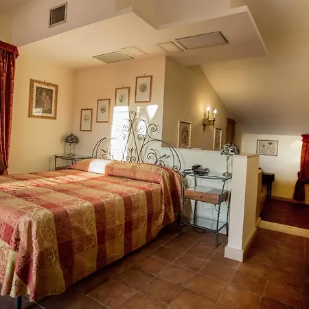 La Del Castello Hotel 3*